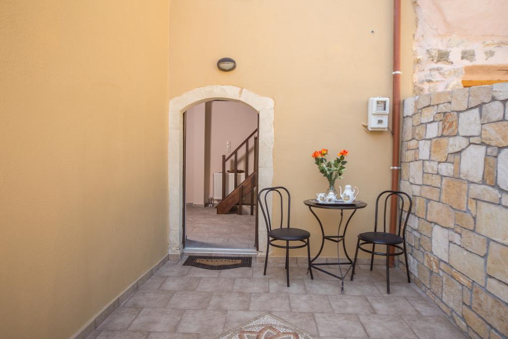 Villa Galanthus Listaros Bagian luar foto